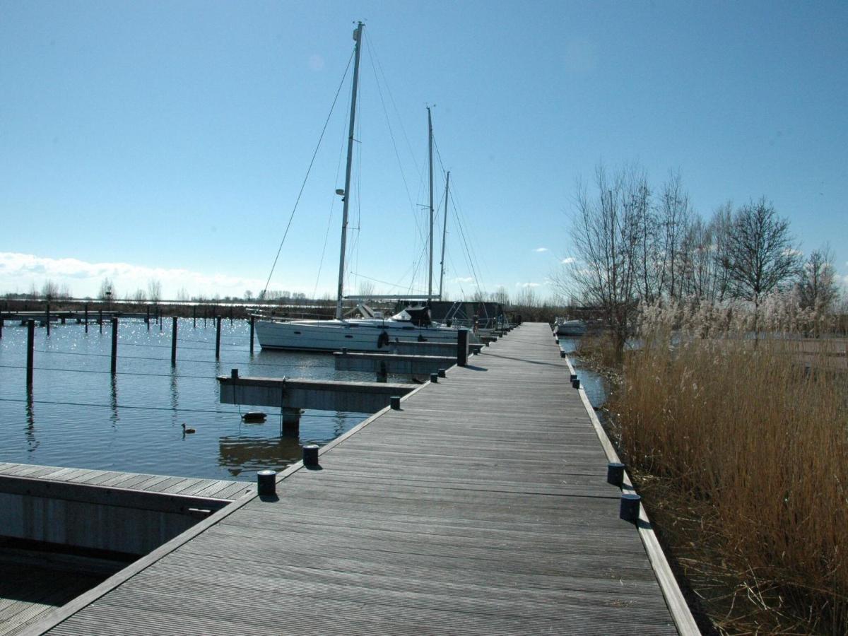 Beautiful Houseboat In The Harbour Of Volendam Near Centre Ξενοδοχείο Εξωτερικό φωτογραφία